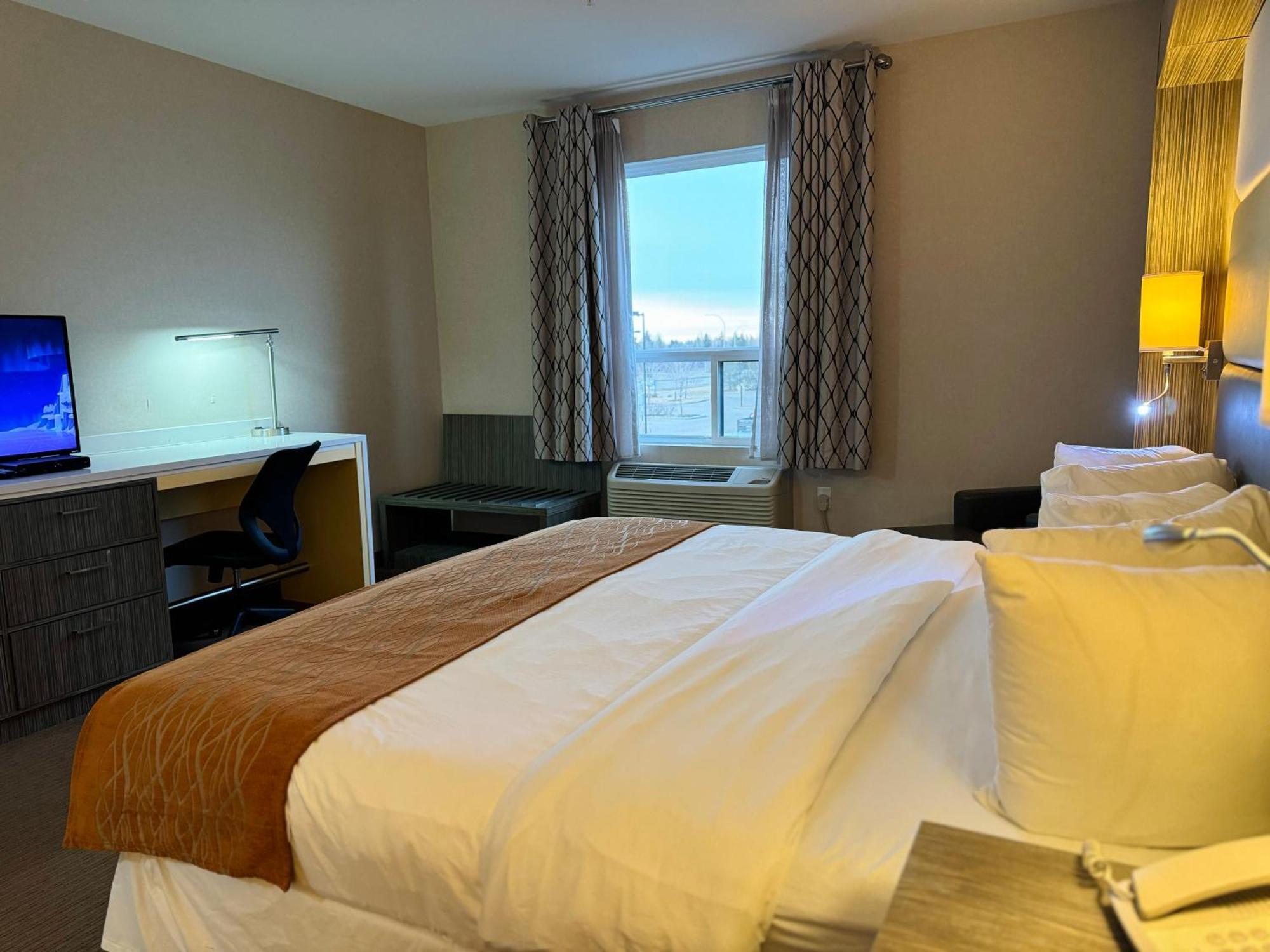 Southfort Inn Fort Saskatchewan Eksteriør bilde