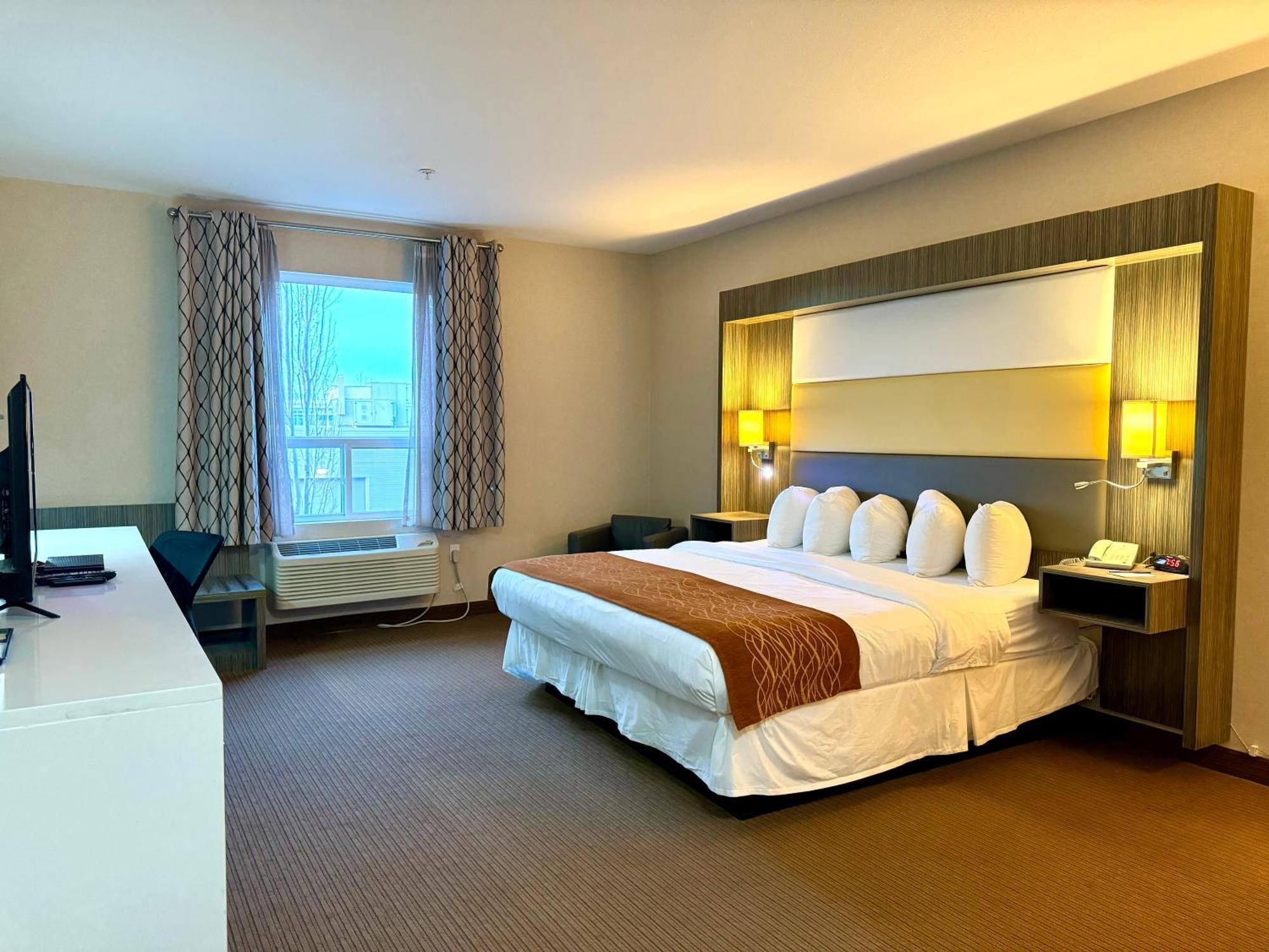 Southfort Inn Fort Saskatchewan Eksteriør bilde